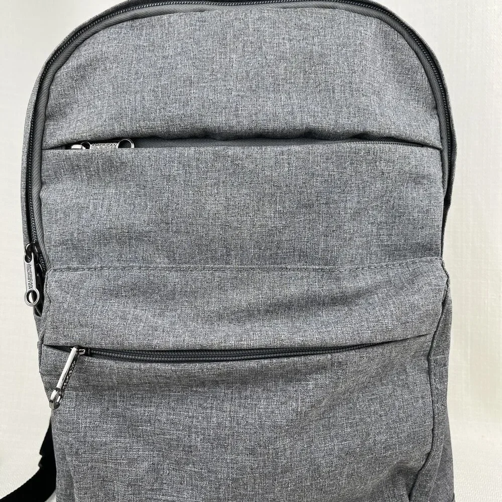 American Tourister Backpack Lightweight Dark Gray Fits 13”‎ laptop Nice!!